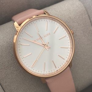 Michael Kors Womens Pyper leather watch